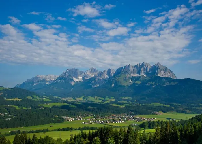 In Neustift Near Lift * Нойштіфт-ім-Штубайталь