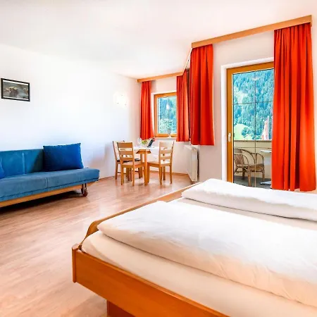 In Neustift Near Lift Нойштифт-им-Штубайталь