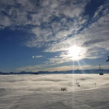 In Neustift Near Lift * Нойштифт-им-Штубайталь